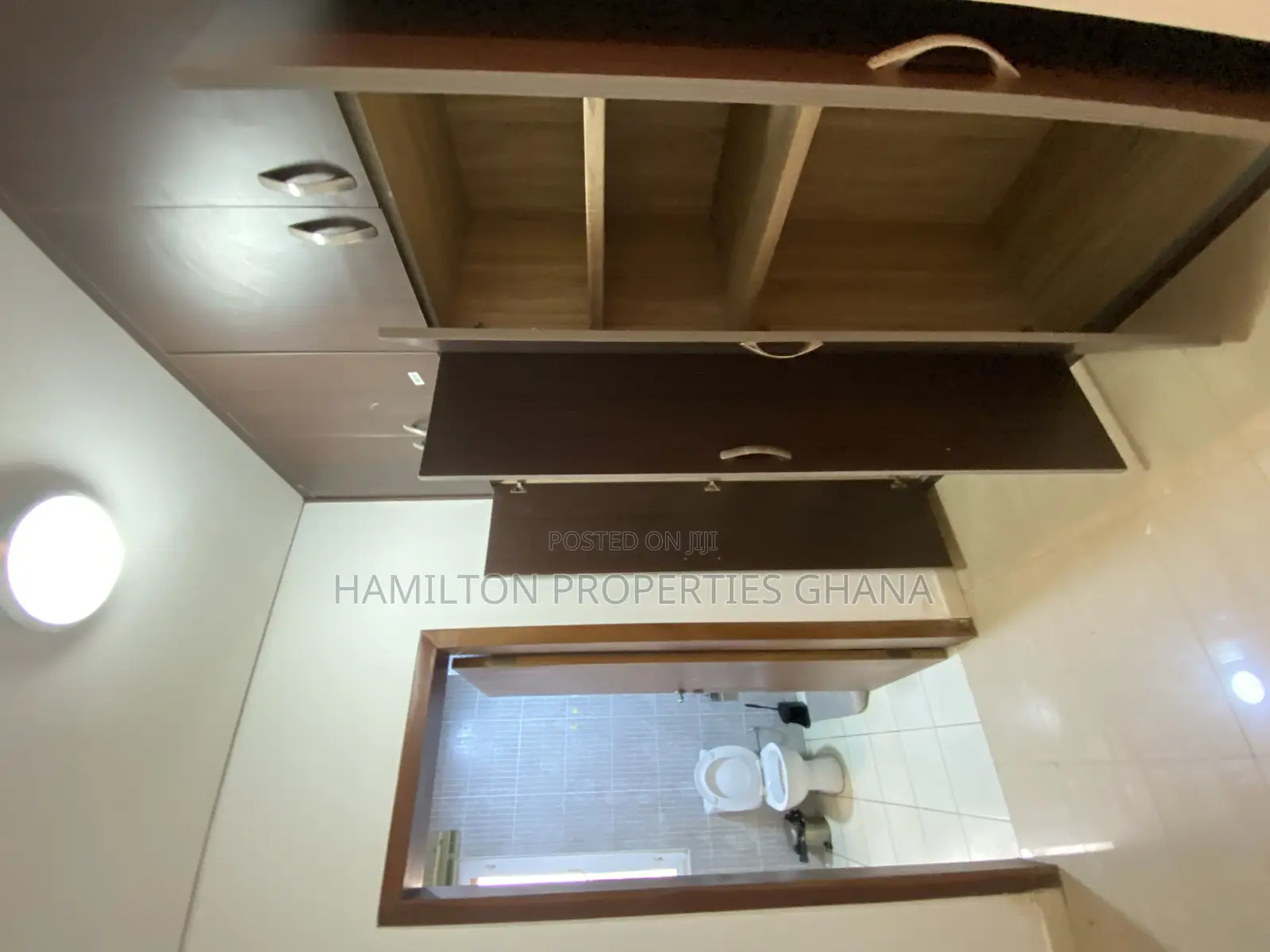 2bdrm Apartment in Labone Crescent for rent