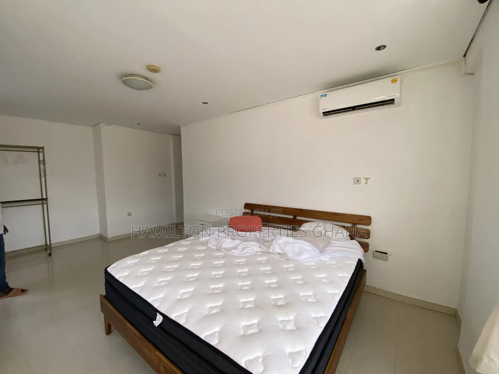 2bdrm Apartment in Labone Crescent for rent