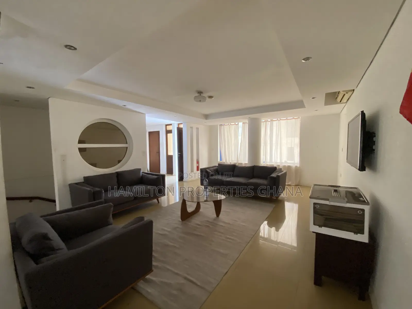 2bdrm Apartment in Labone Crescent for rent