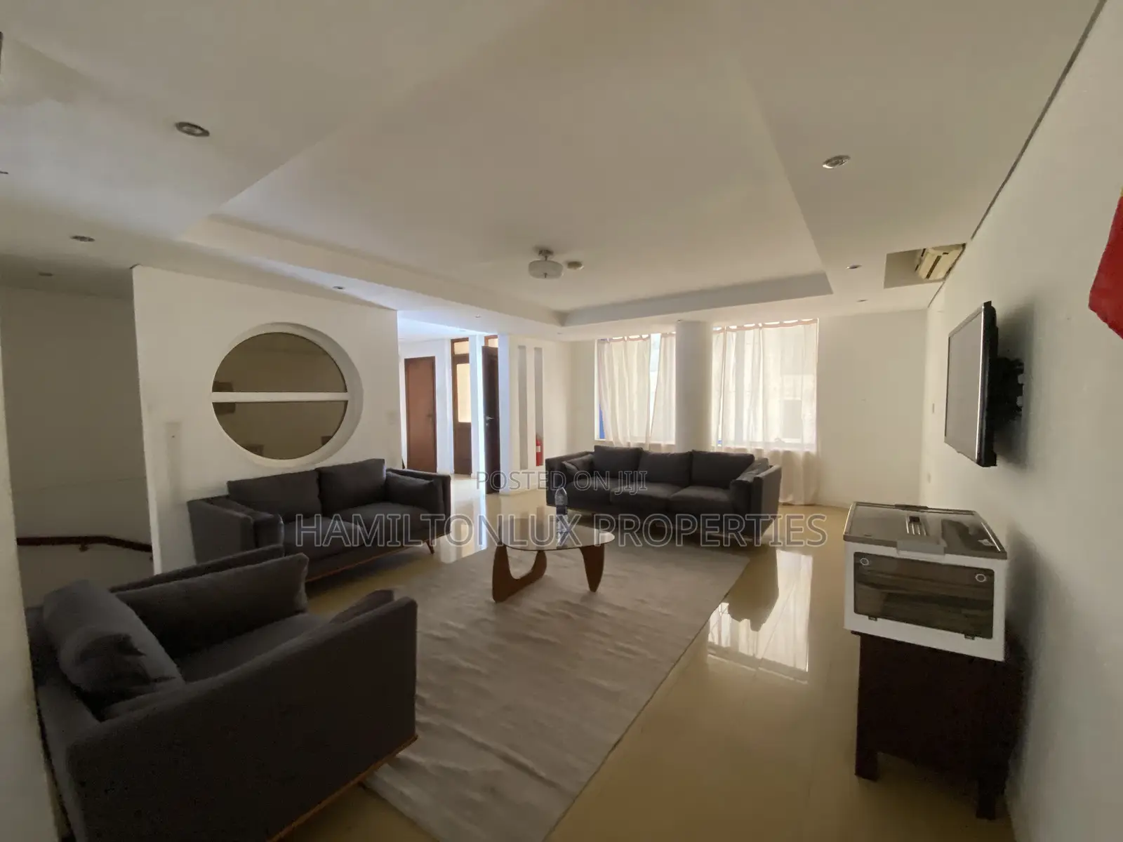 2bdrm Apartment in Labone Crescent for rent
