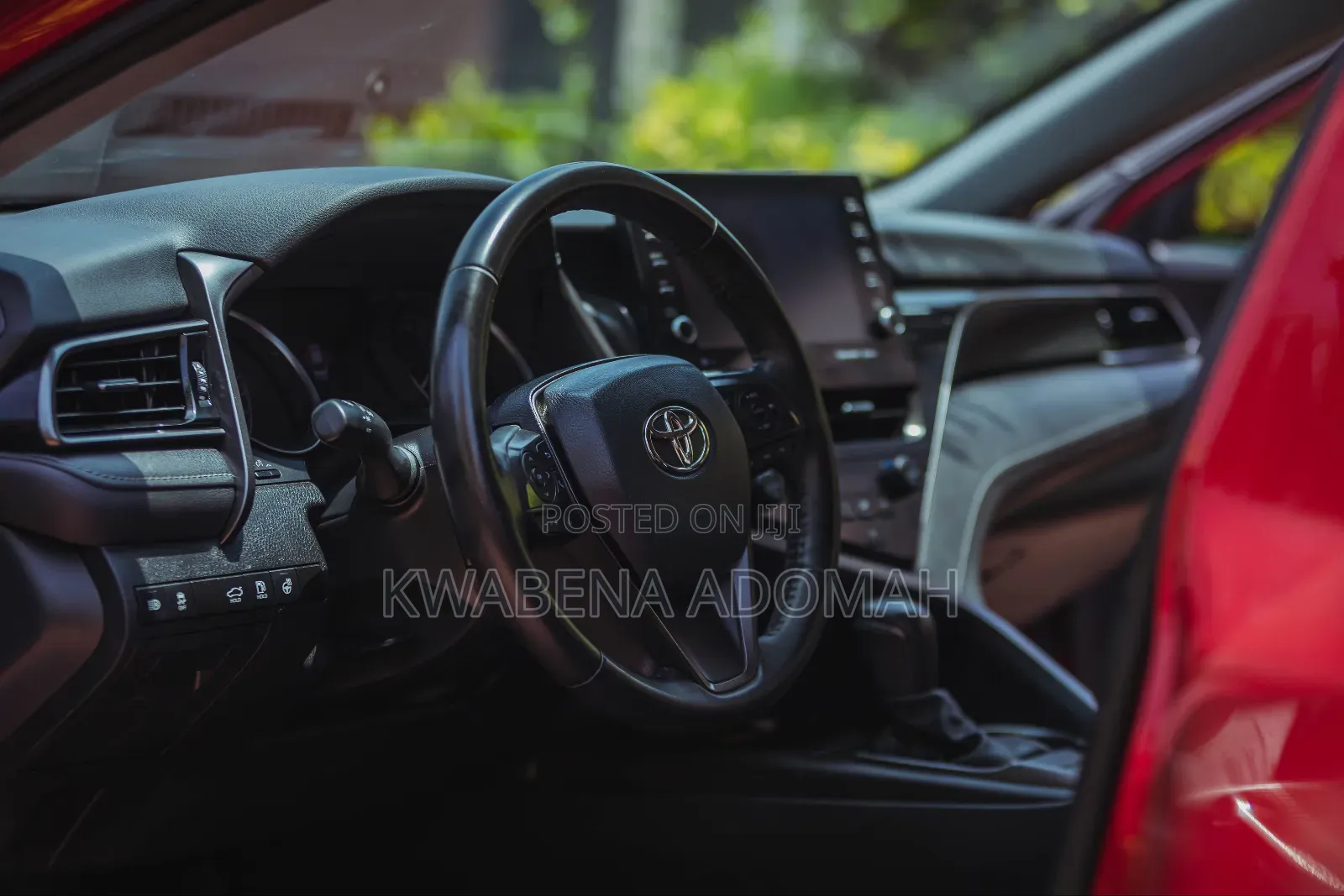 Toyota Camry SE 2022 Red