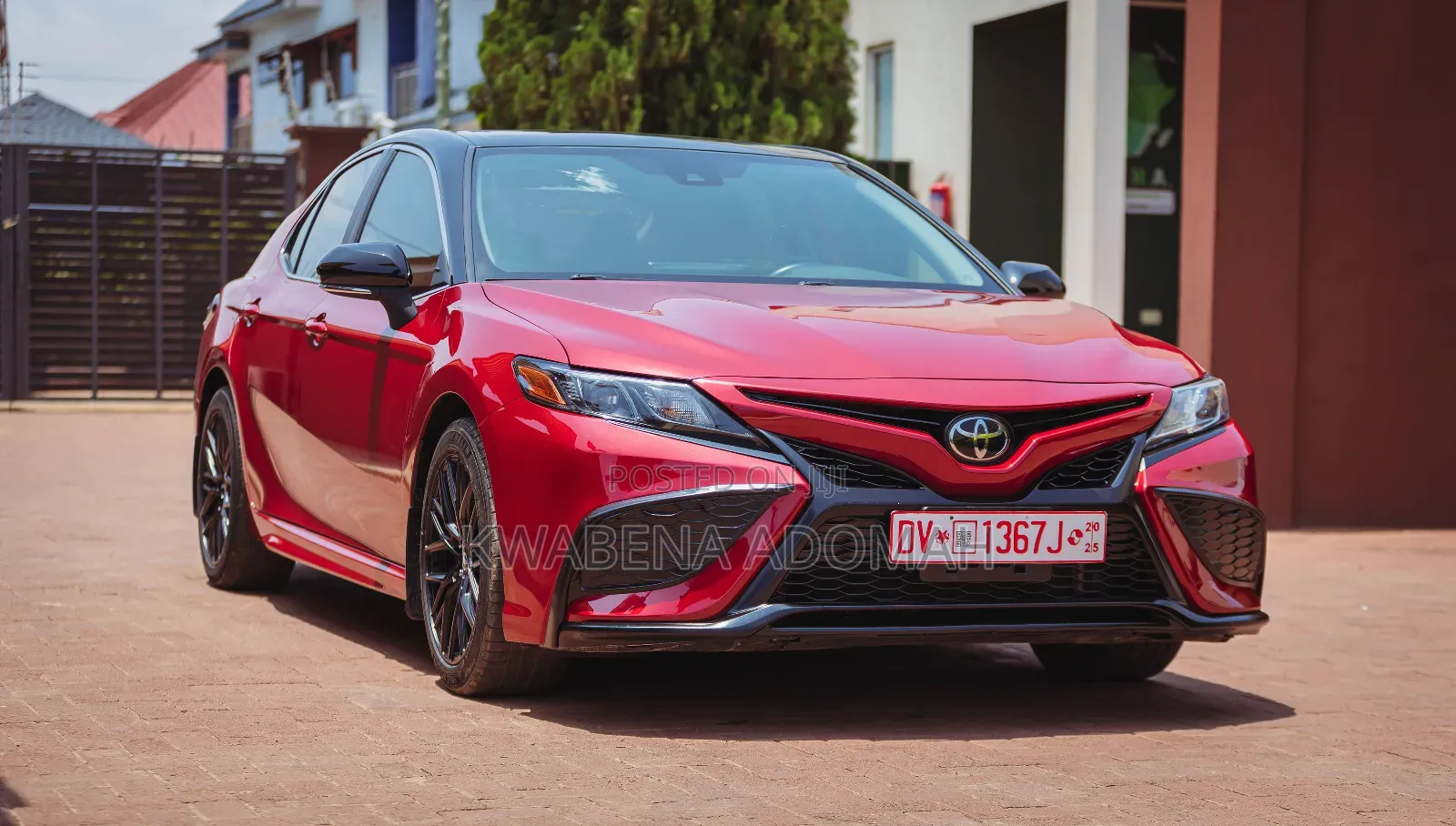 Toyota Camry SE 2022 Red