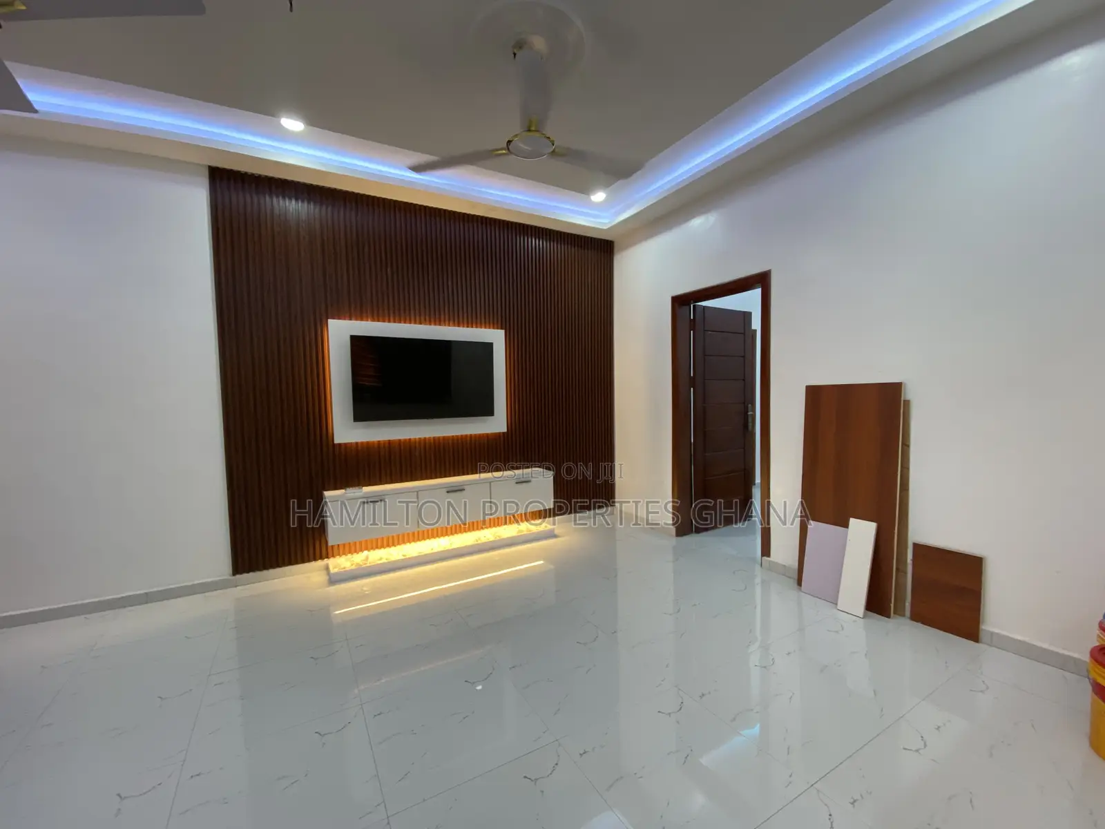 Furnished 2bdrm Apartment in Osu for rent