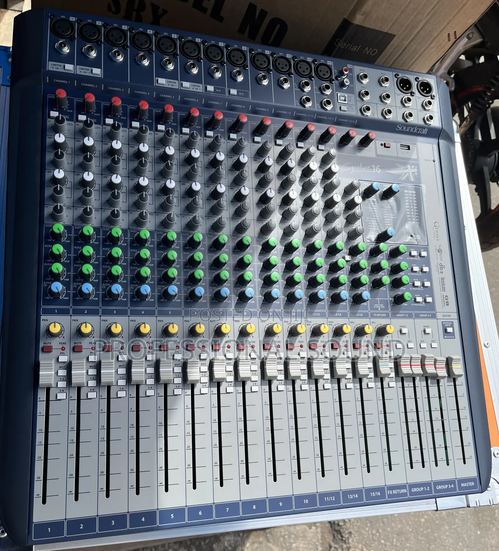 Soundcraft Signature 16