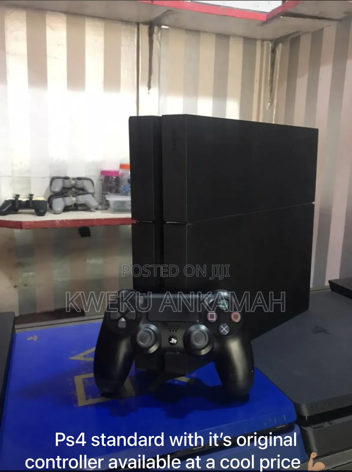 Playstation 4 Standed Complete With a Controller