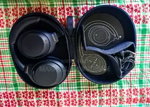 Sony Wh-1000xm4 Wireless Headphones