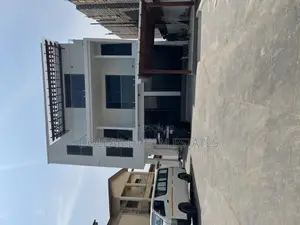 5bdrm House in Adjiriganor for sale