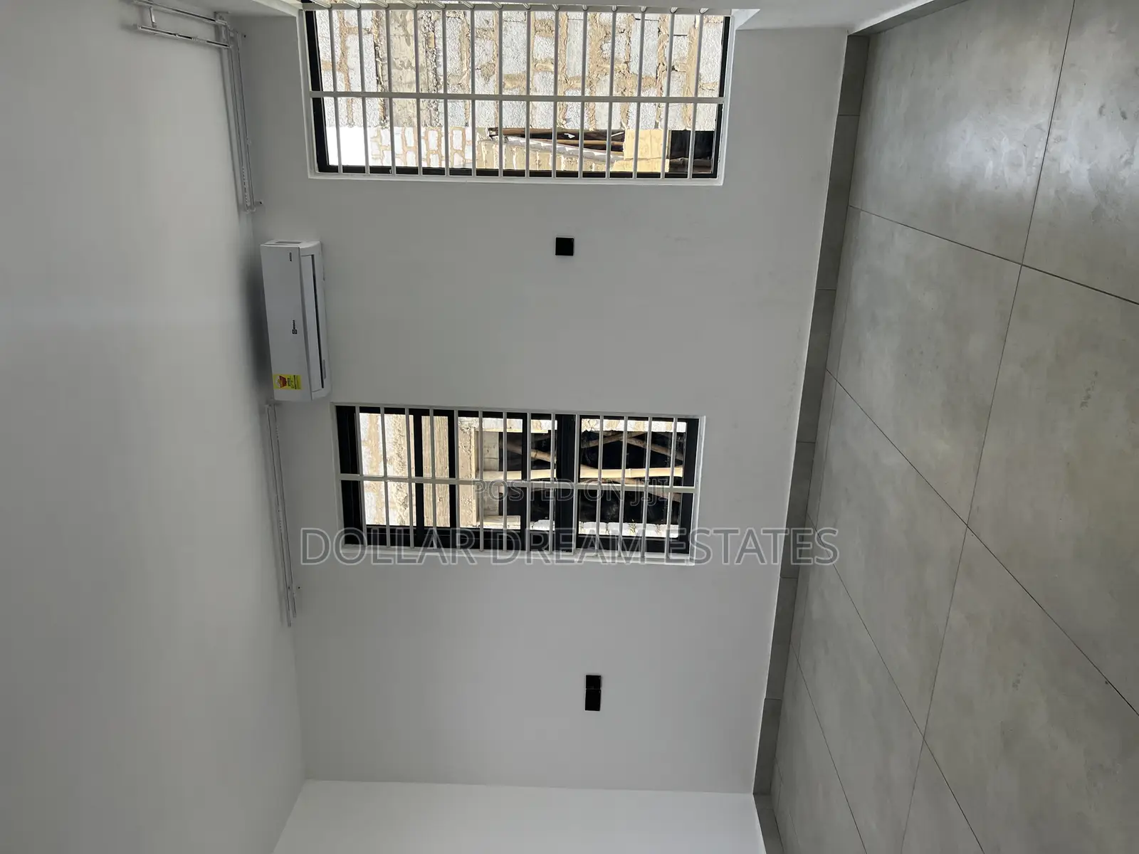 5bdrm House in Adjiriganor for sale