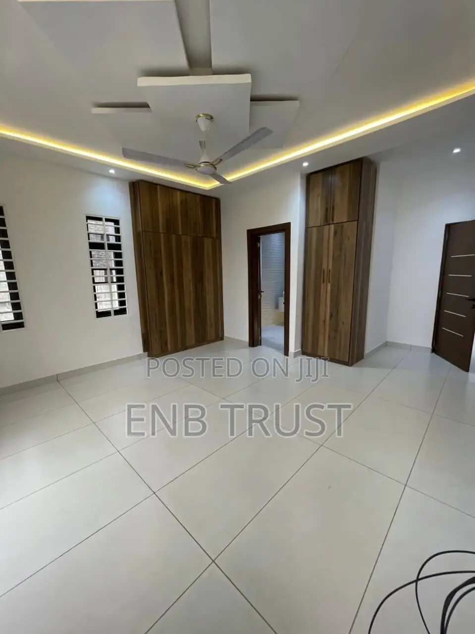 4bdrm Duplex in East Legon Hills, School Junction for sale