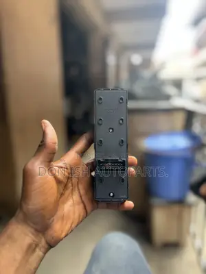 Accent 2012 Power Window Switch