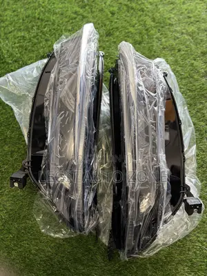 Honda CRV 2023,2024,2025, Headlight Available