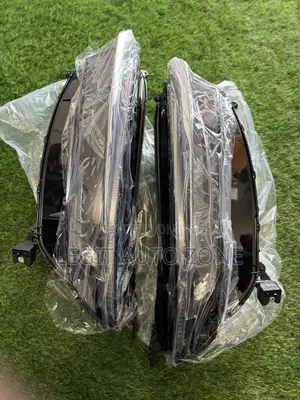 Honda CRV 2023,2024,2025, Headlight Available