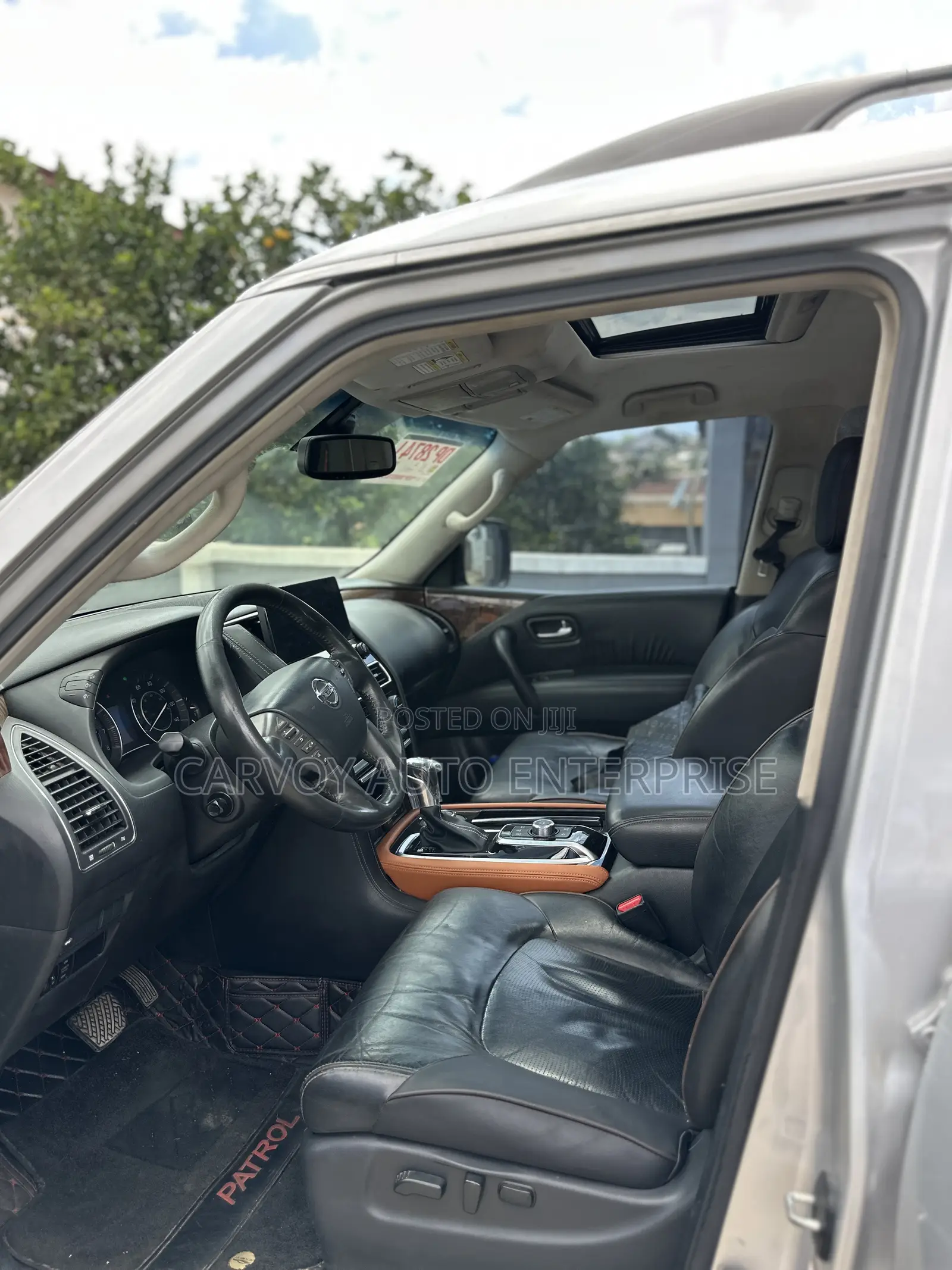 Nissan Armada Platinum AWD 2017 Silver