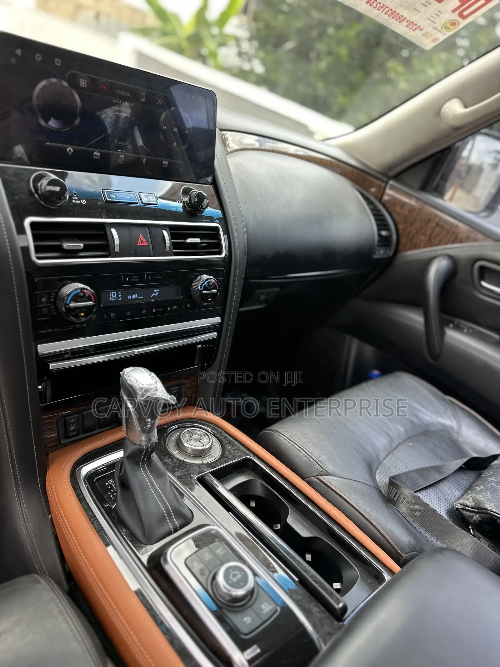 Nissan Armada Platinum AWD 2017 Silver