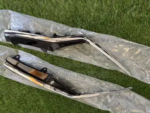Honda CRV 2019,2020,2021 Headlight Chrome Available