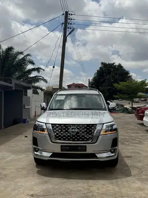 Nissan Patrol 2017 Silver