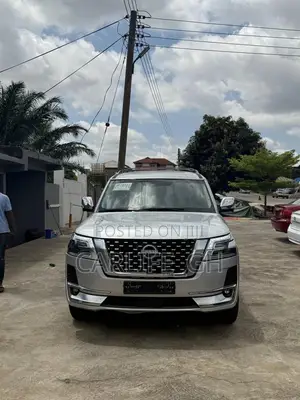 Nissan Patrol 2017 Silver