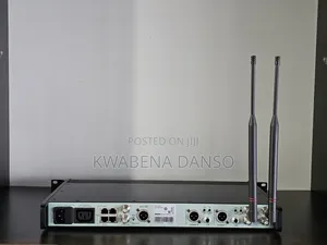 Shure Ad4d Dual Channel Wireless Microphone