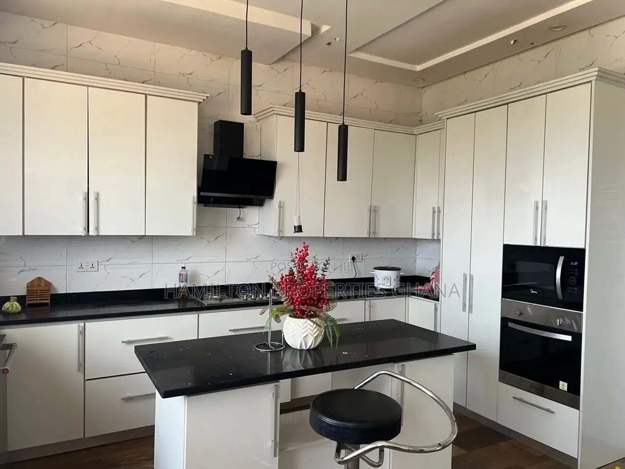 2bdrm Apartment in Lakeside Estates for rent