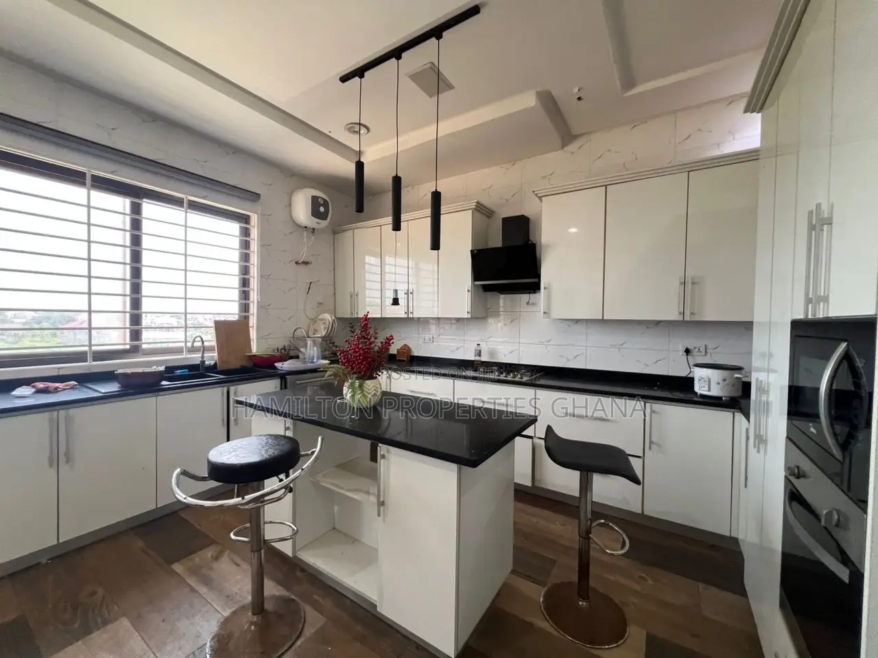 2bdrm Apartment in Lakeside Estates for rent
