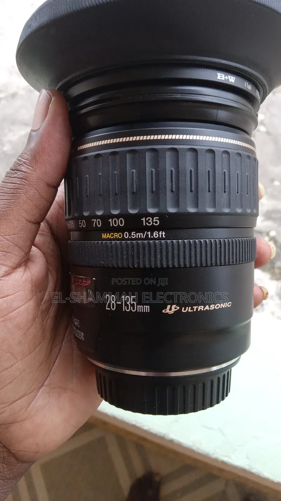 Canon Ef 28-135mm Ultrasonic Lens F3.5 With Image Stabilizer