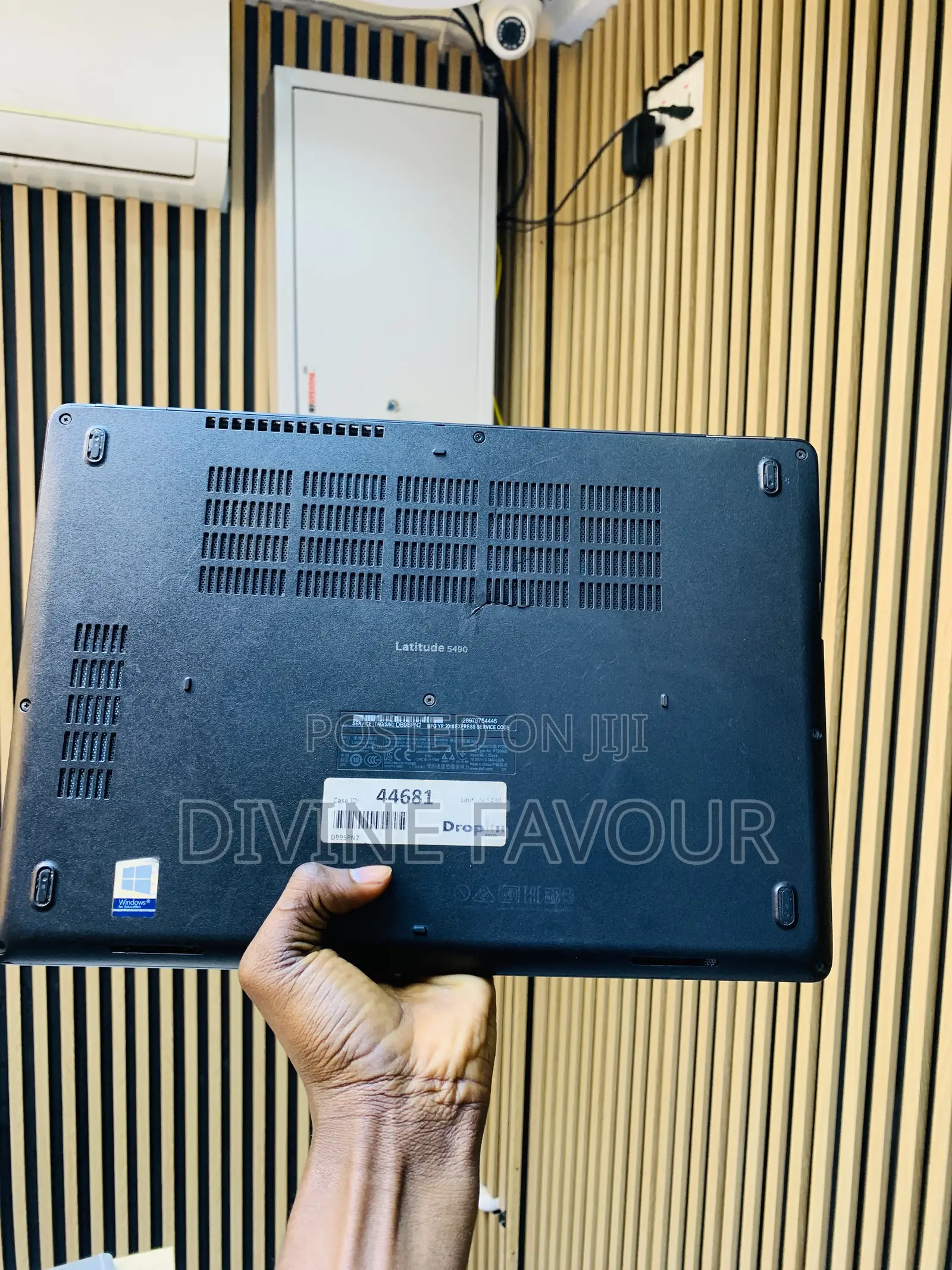 Laptop Dell Latitude 5490 12GB Intel Core I5 SSD 256GB