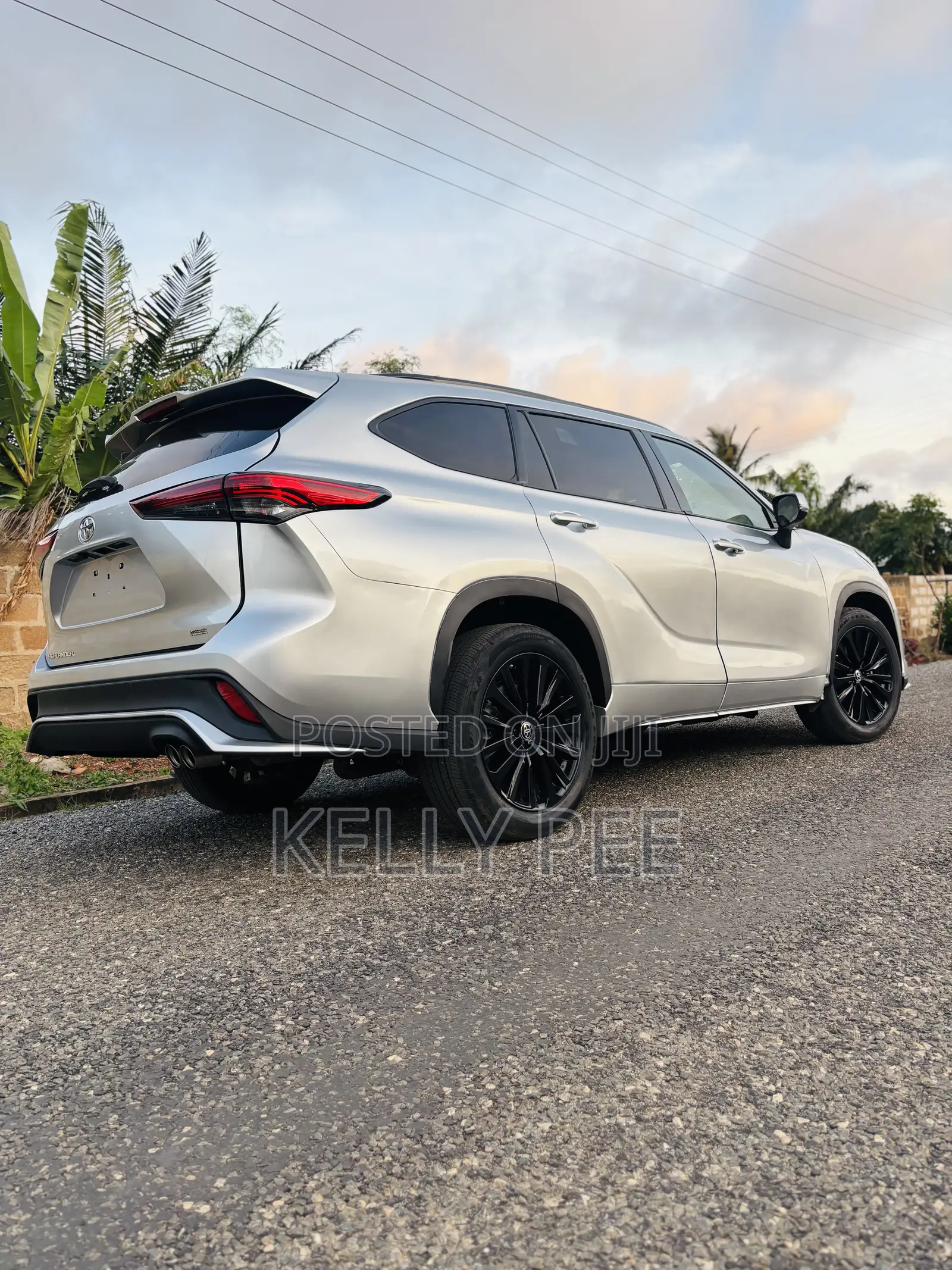 Toyota Highlander XSE FWD 2024 Silver