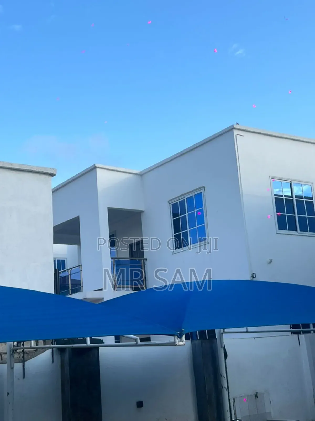 5bdrm House in Around West Hills for sale