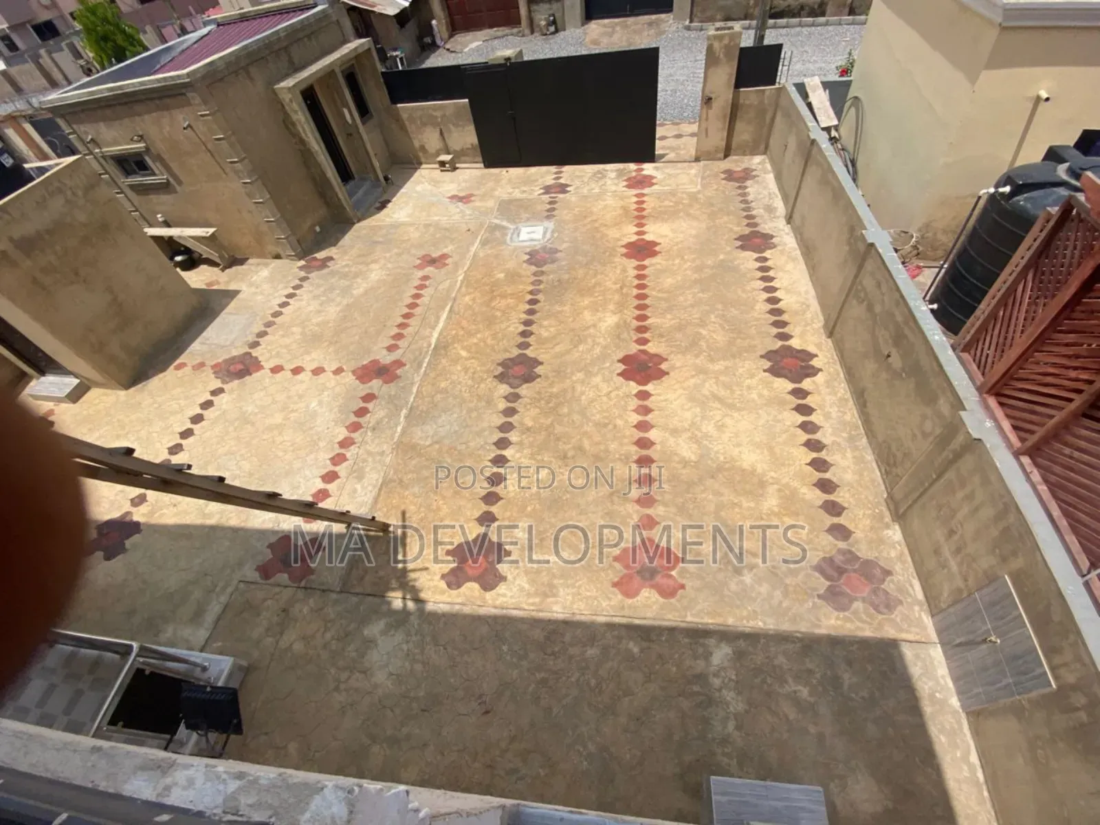 5bdrm House in Madev Realty, Kwabenya for sale