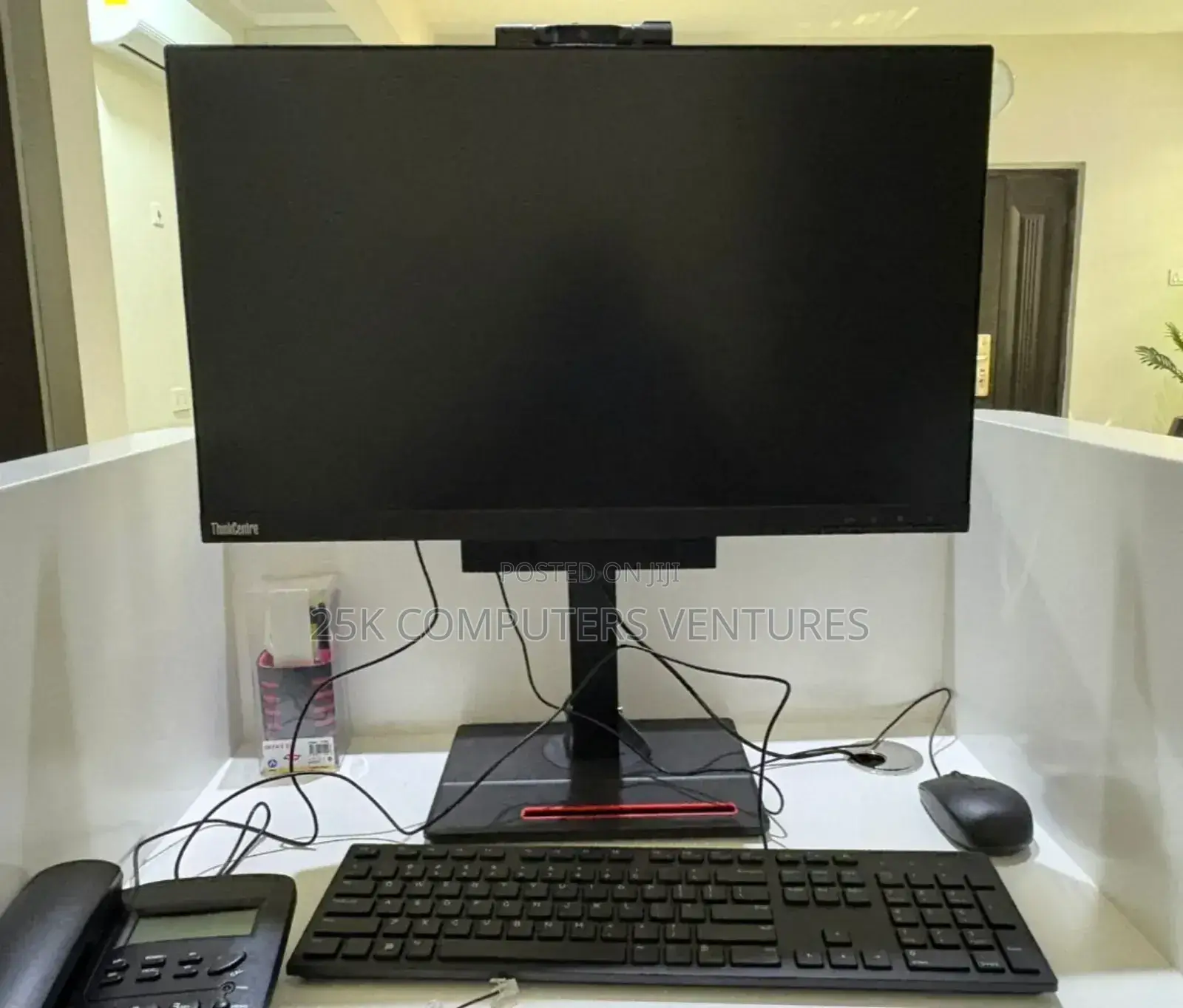 Desktop Computer Lenovo ThinkCentre 24 8GB Intel Core i5 SSD 256GB