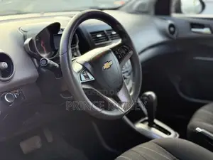 Chevrolet Sonic 2014 Brown