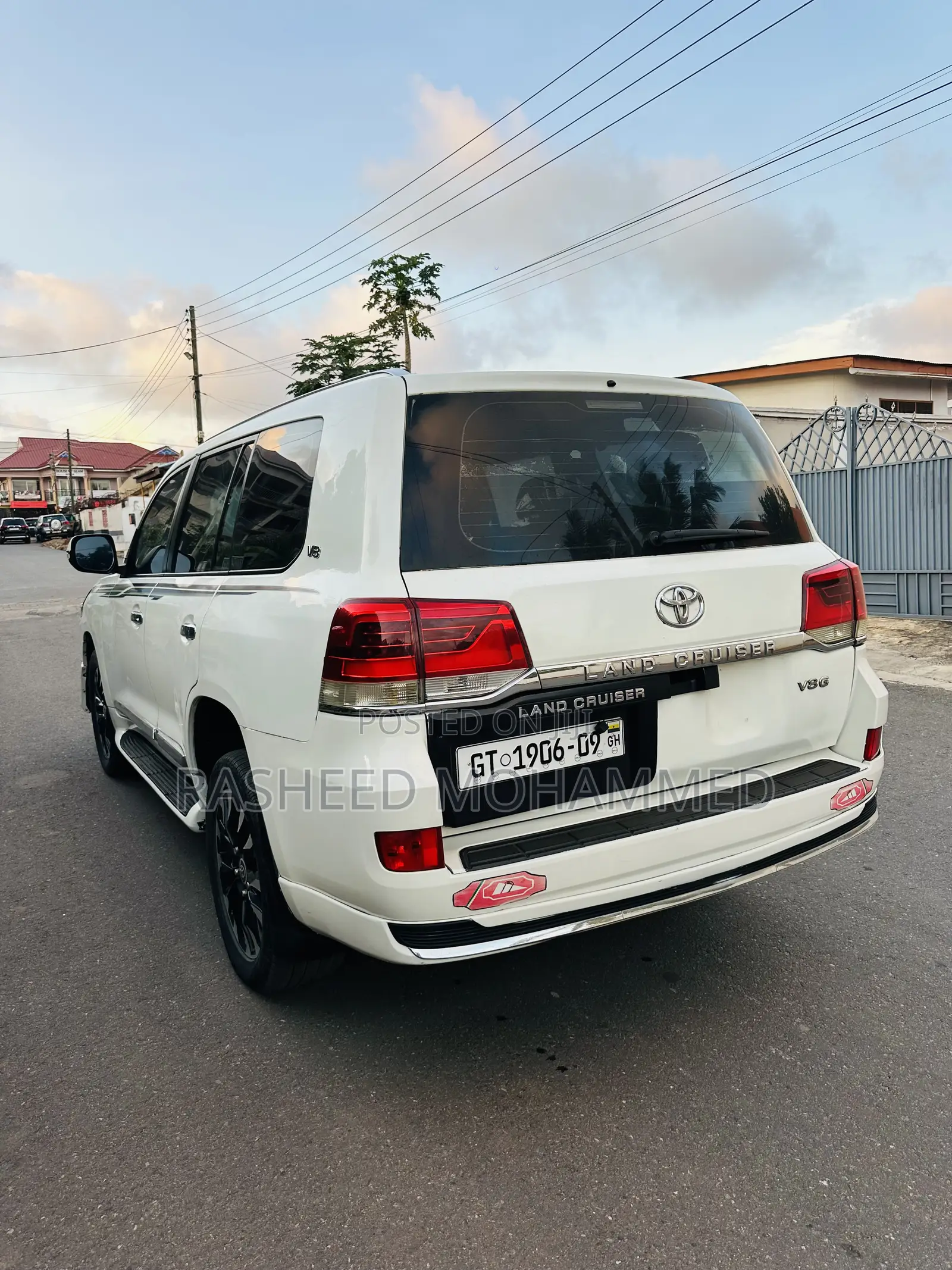 Toyota Land Cruiser 2007 White