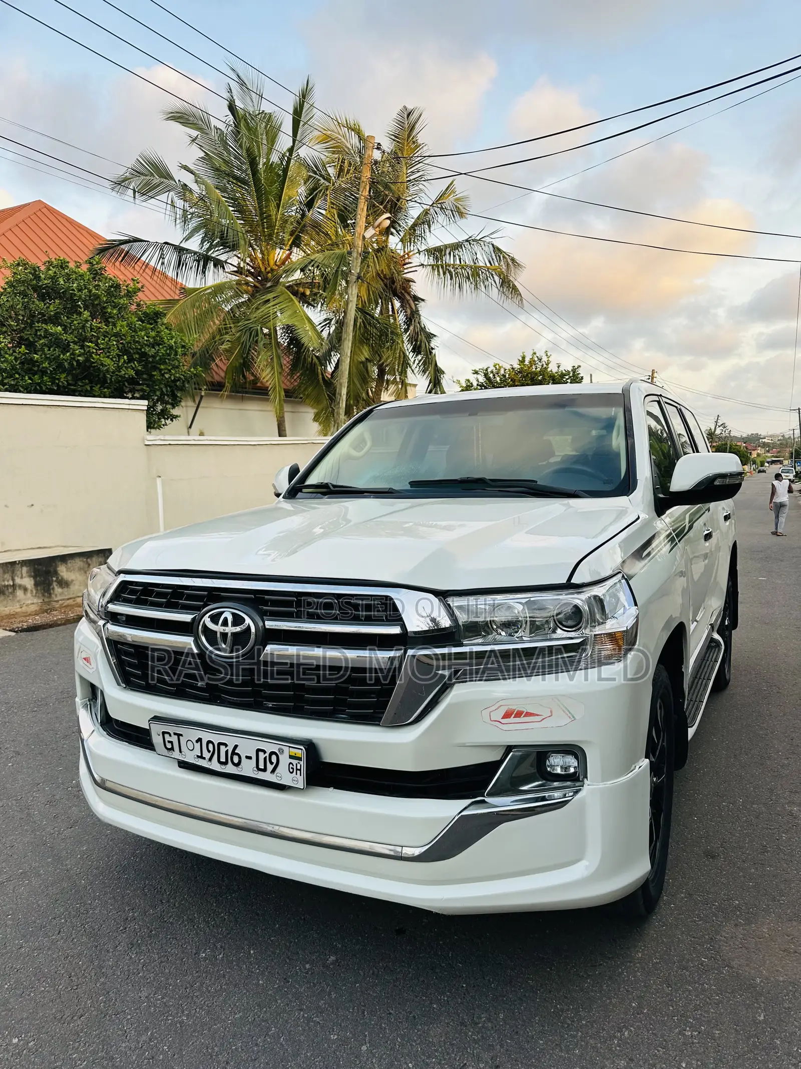 Toyota Land Cruiser 2007 White