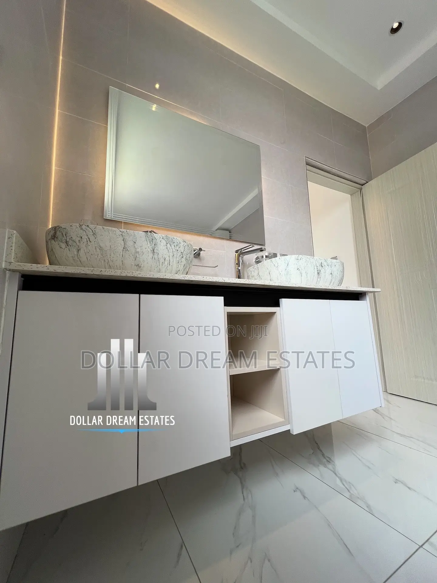 4bdrm House in East Legon for sale