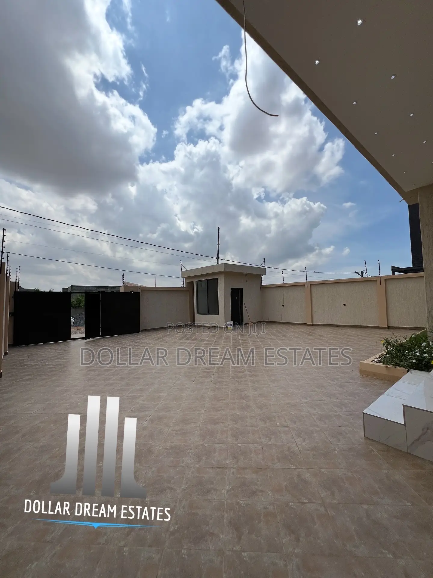 4bdrm House in East Legon for sale