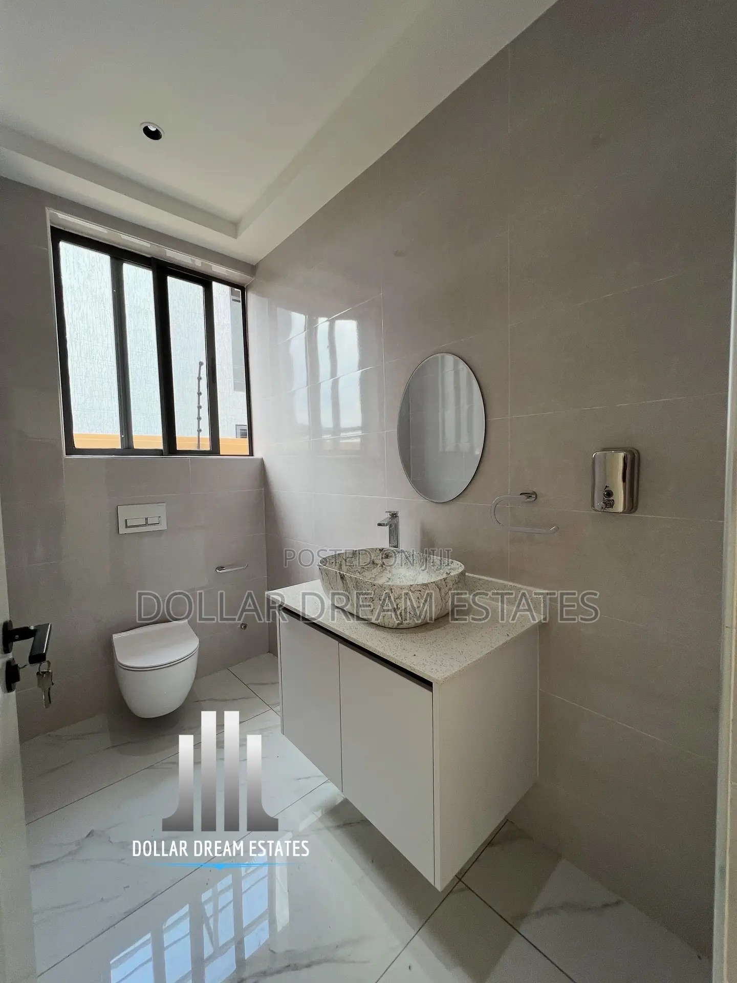 4bdrm House in East Legon for sale