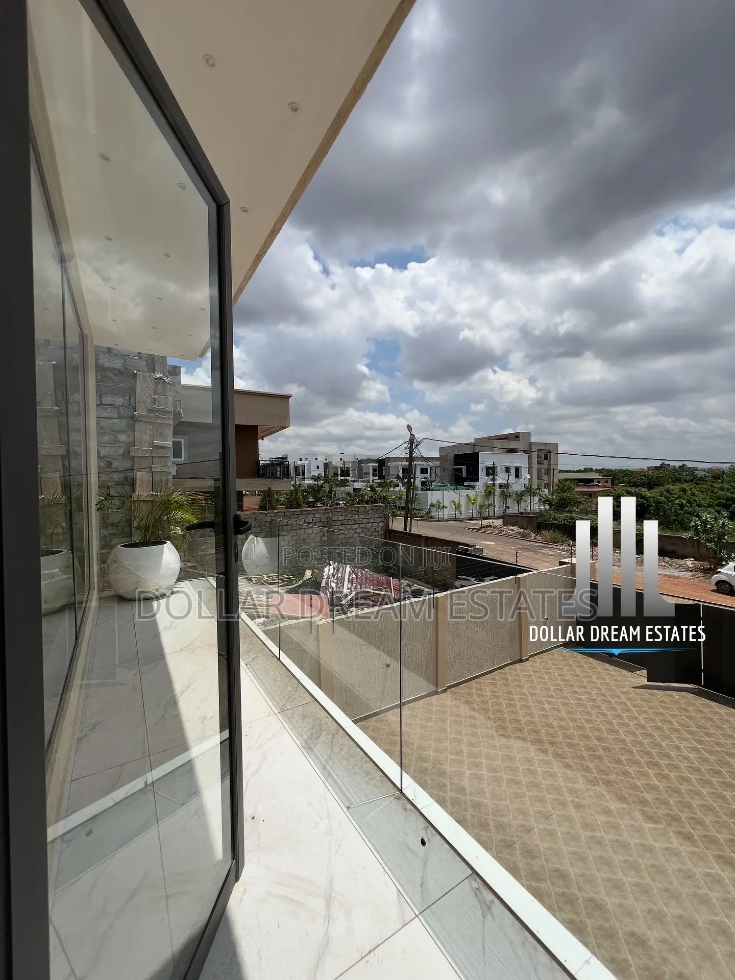 4bdrm House in East Legon for sale