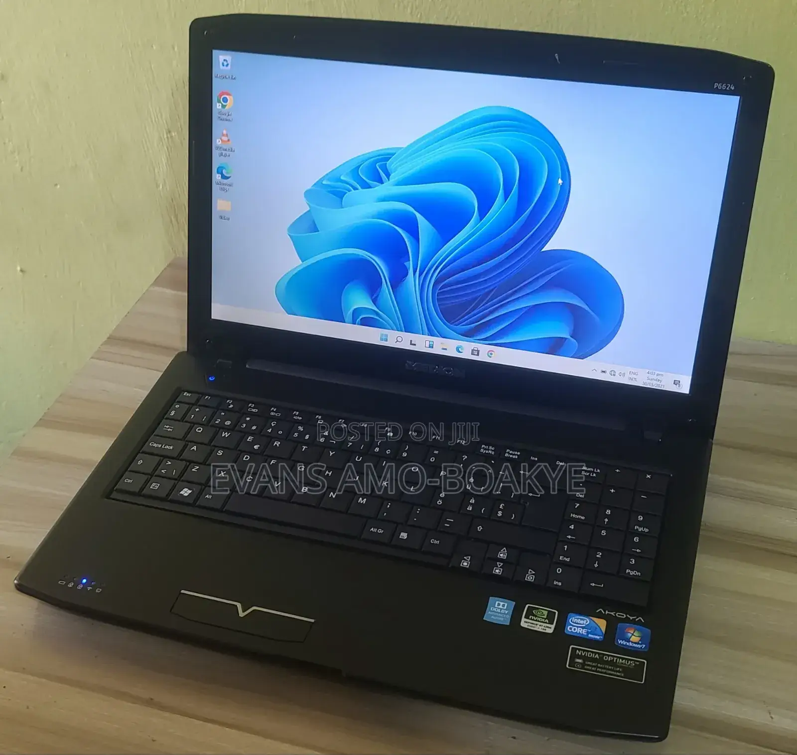 Laptop Medion Akoya P6677 8GB Intel Core I3 HDD 640GB