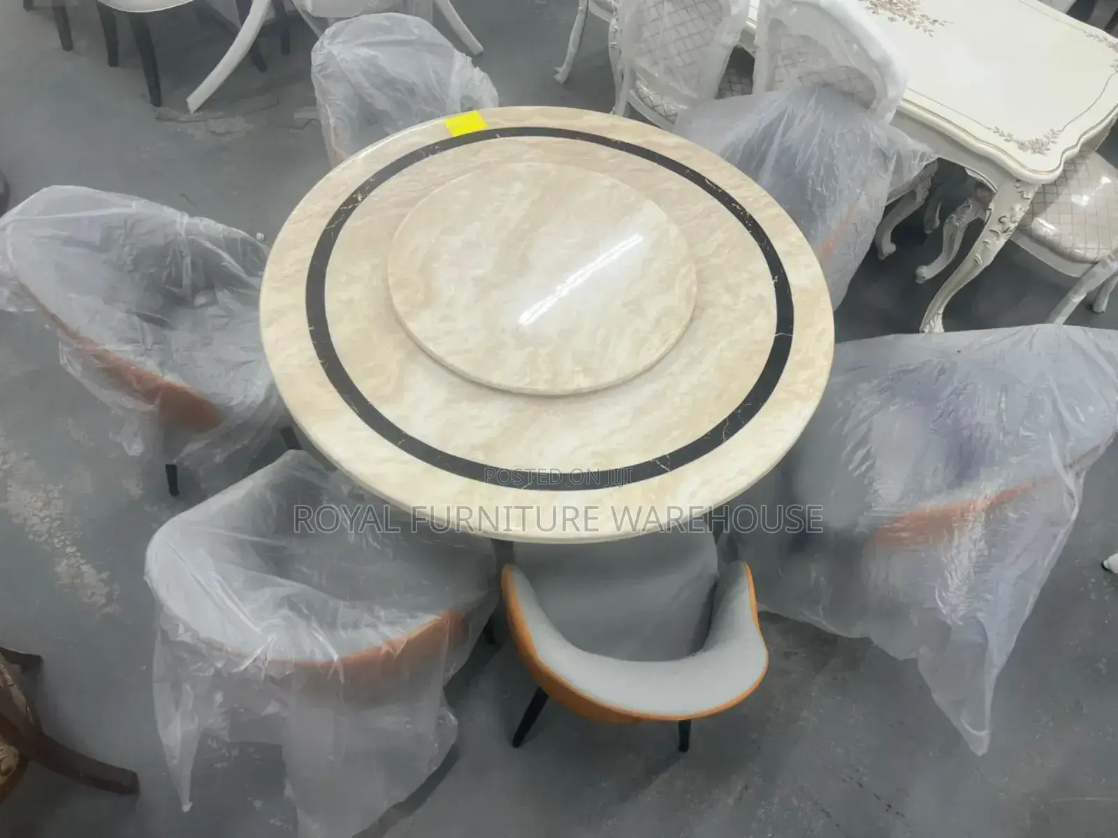 Good Quality Round Marble, 6 Seater Dining Set