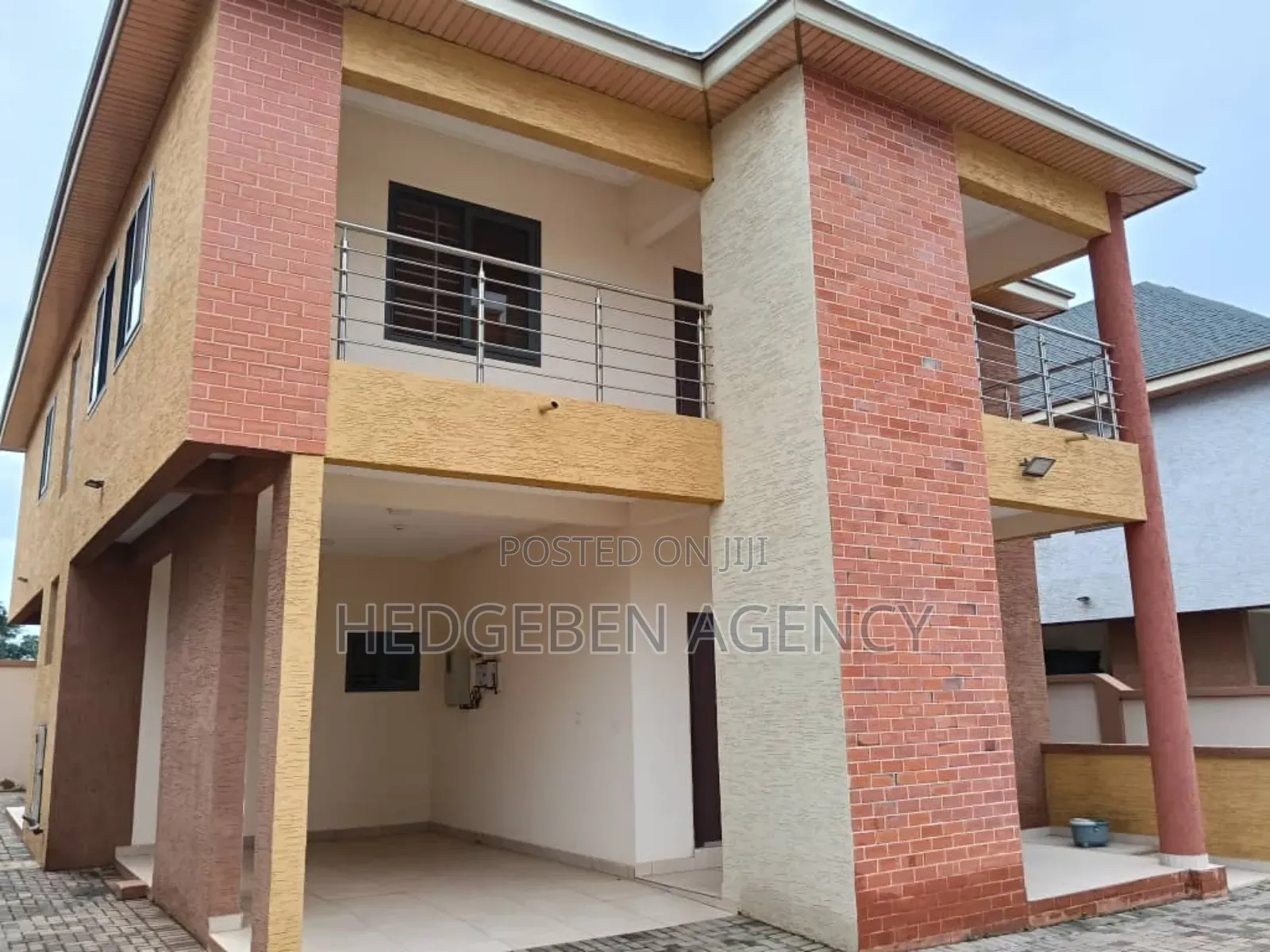 3bdrm Duplex in Adenta for rent