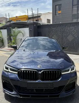 BMW M5 2022 Black