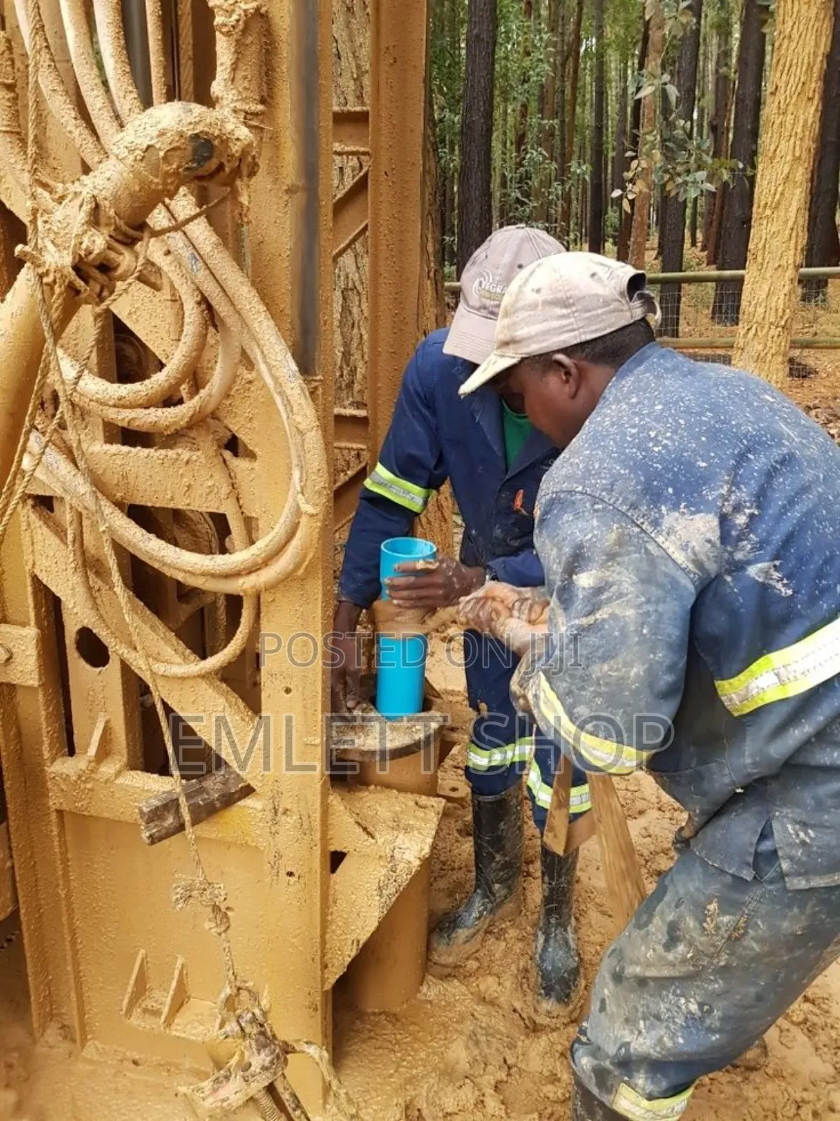 Professional Borehole Drill and Installation