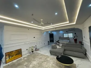 5bdrm House in Ayikuma, Dodowa for sale