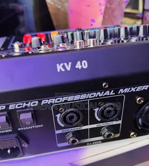 Kv 4 Channel Powered Mixer