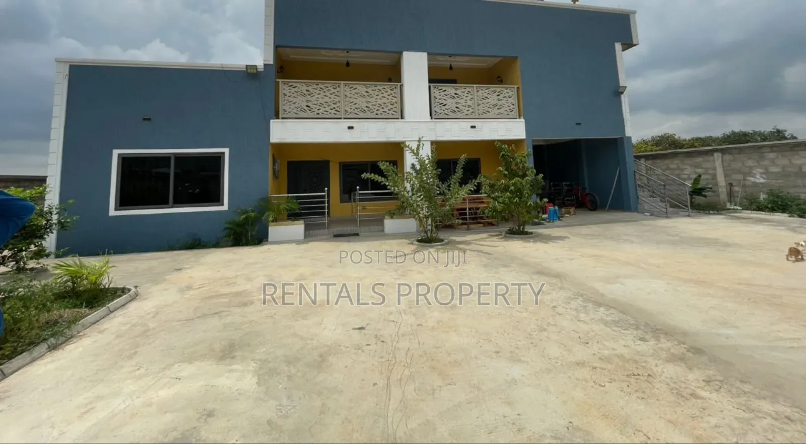 5bdrm Mansion in Dodowa for sale