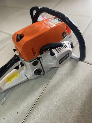 18 Inches Chainsaw Come With All Accessories