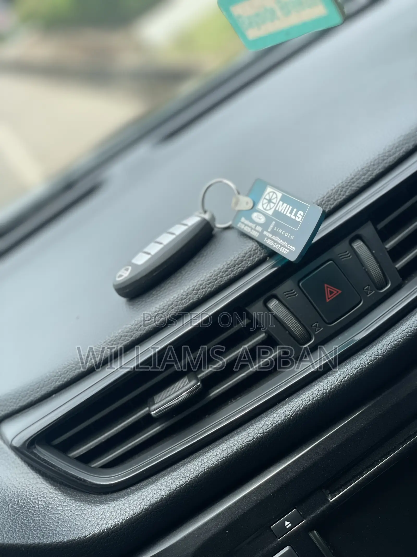 Nissan Rogue SV AWD 2019 Black