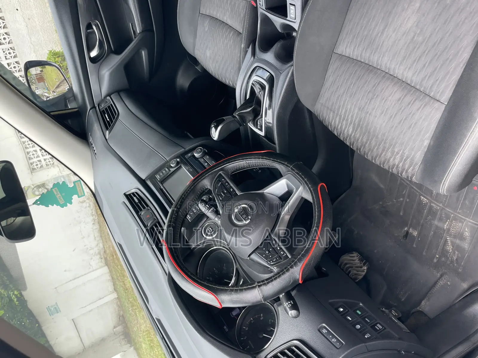 Nissan Rogue SV AWD 2019 Black