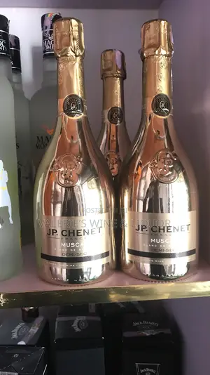 Jp Chenet Divine Gold - France(750ml)