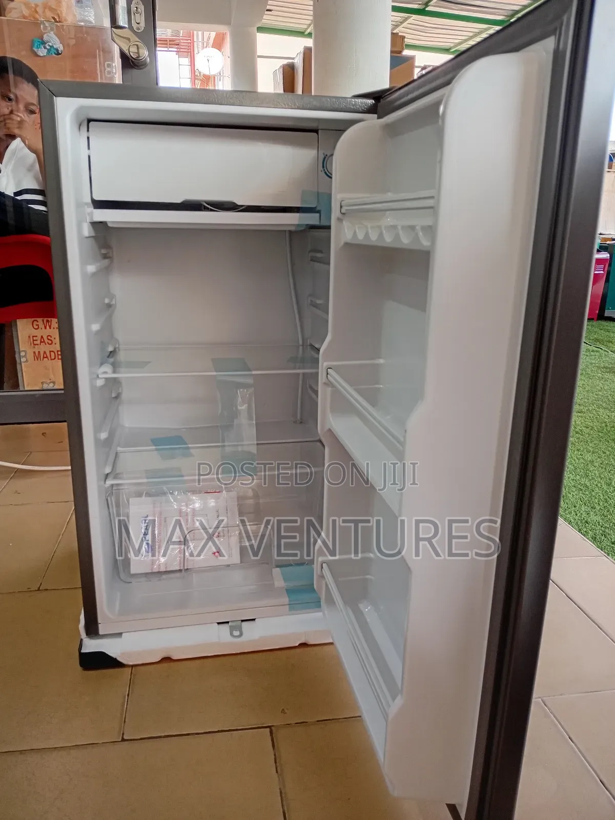 Brand New Pearl 91 Litres Table Top Fridge